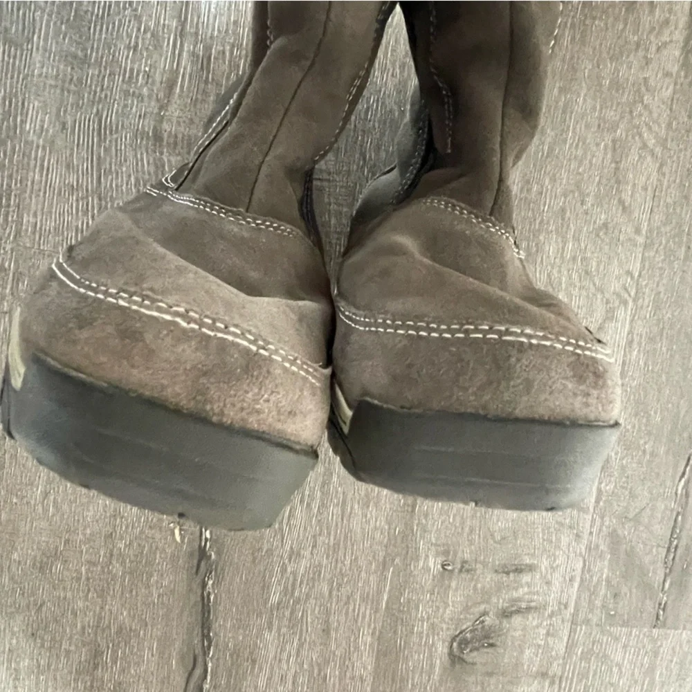 Sorel Grey Waterfall Suede Mid-Calf Zip Up Winter Boots